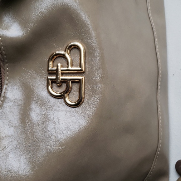 Womens Gray Vegan Leather Handbag. NWOT. - Picture 7 of 16